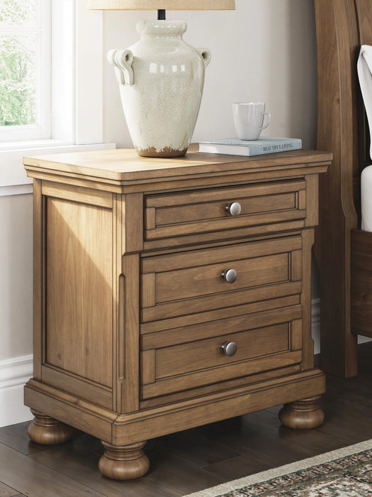 Feddinger Nightstand
