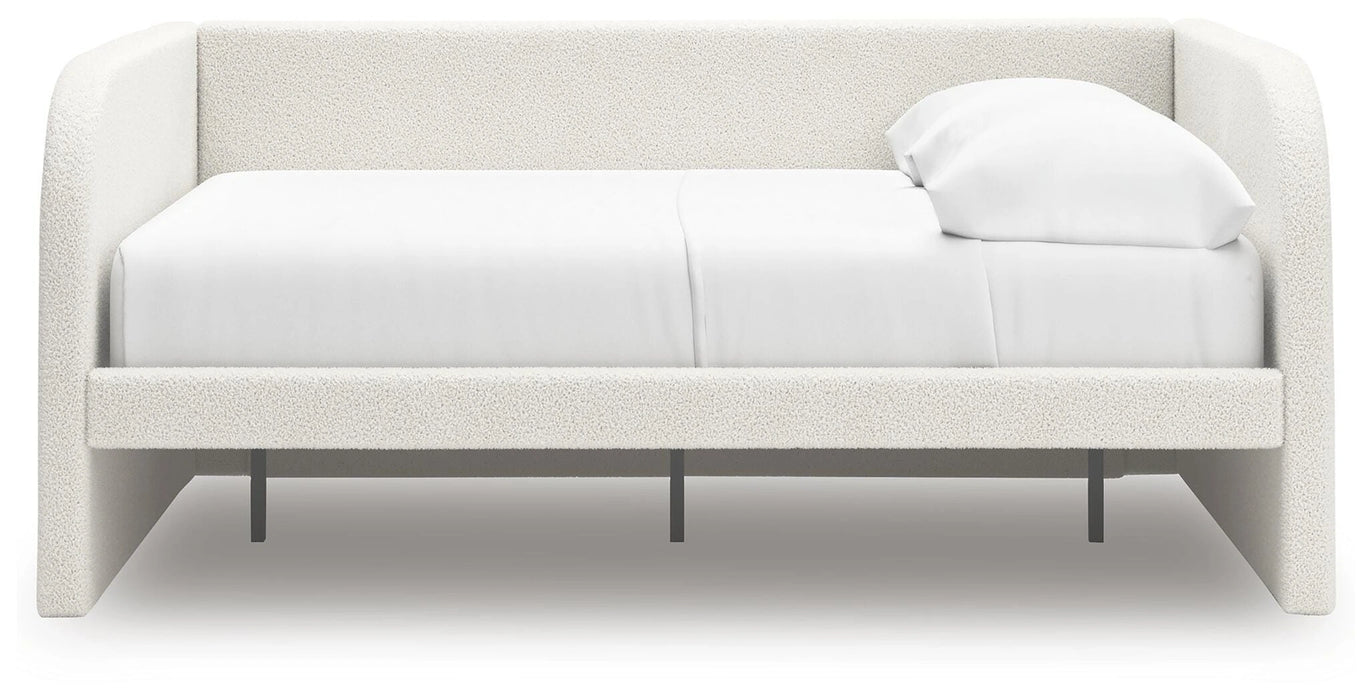 Shapella Bed