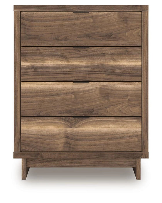 Zadilyn Chest