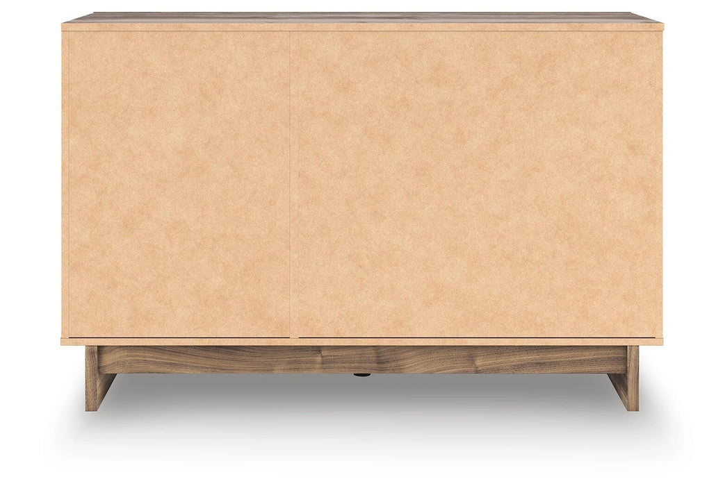 Zadilyn Dresser