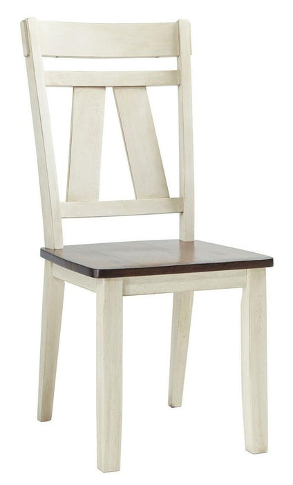 Laurelmanor Ii Dining Chair image