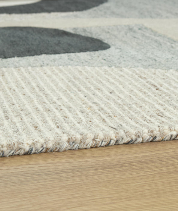 Edrickhill 8' x 10' Rug